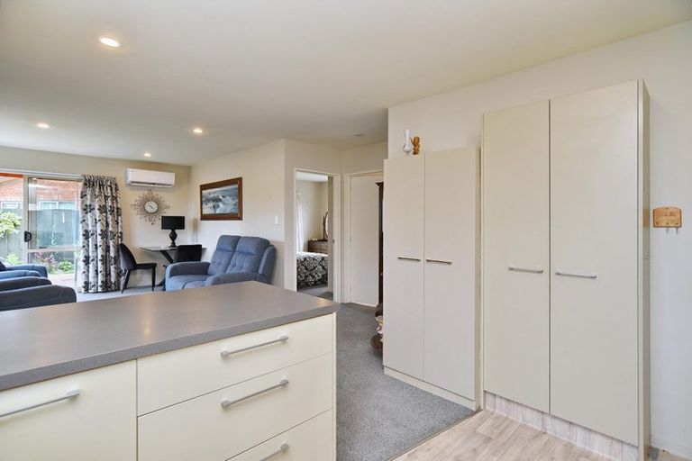 Photo of property in 14 Fulham Street, Islington, Christchurch, 8042