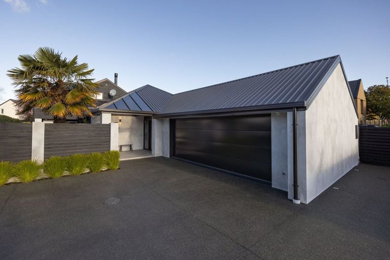 Photo of property in 4 Wairarapa Terrace, Merivale, Christchurch, 8014