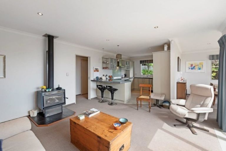 Photo of property in 4 Kaka Street, Waikanae, 5036