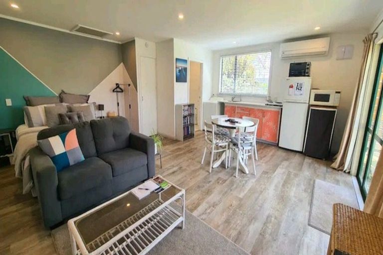 Photo of property in 11 Kirk Street, Otaki, 5512