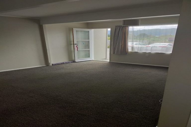 Photo of property in 264p Grounsell Crescent, Belmont, Lower Hutt, 5010