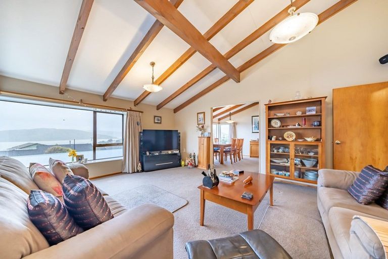 Photo of property in 11 Halladale Road, Papakowhai, Porirua, 5024