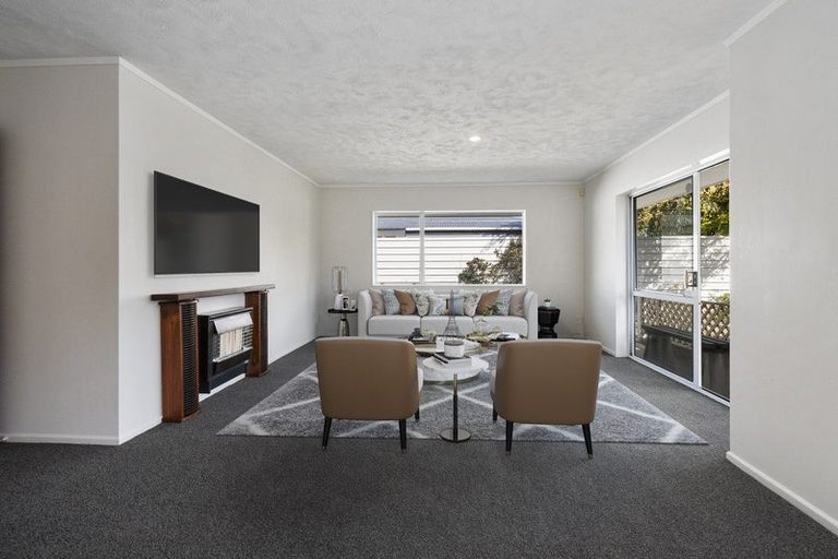Photo of property in 1b Hendon Place, West End, Palmerston North, 4412