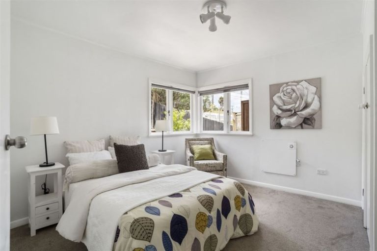 Photo of property in 1/40 Carlisle Road, Browns Bay, Auckland, 0630