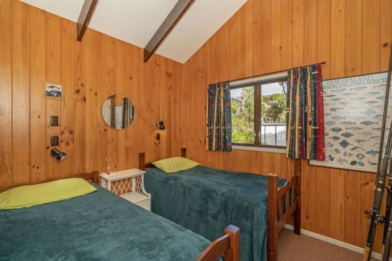 Photo of property in 15 Gray Avenue, Kuaotunu West, Whitianga, 3592