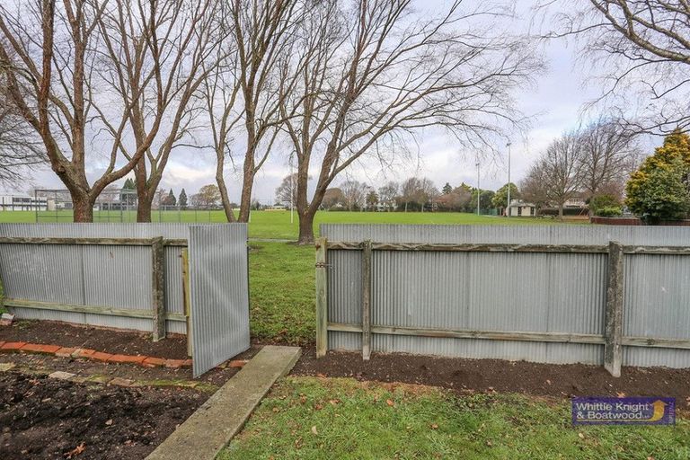 Photo of property in 18 Lochee Road, Upper Riccarton, Christchurch, 8041