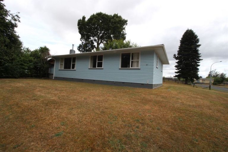 Photo of property in 87 Saint Andrews Drive, Tokoroa, 3420