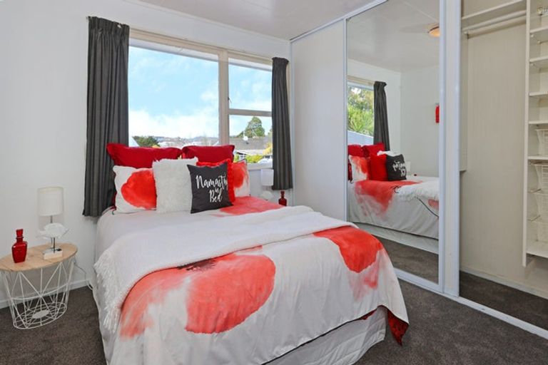 Photo of property in 39 Fitzwater Place, Henderson, Auckland, 0612