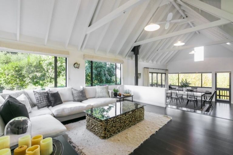 Photo of property in 158 Poraiti Road, Poraiti, Napier, 4182