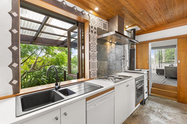 Photo of property in 29 Opotoru Road, Raglan, 3225