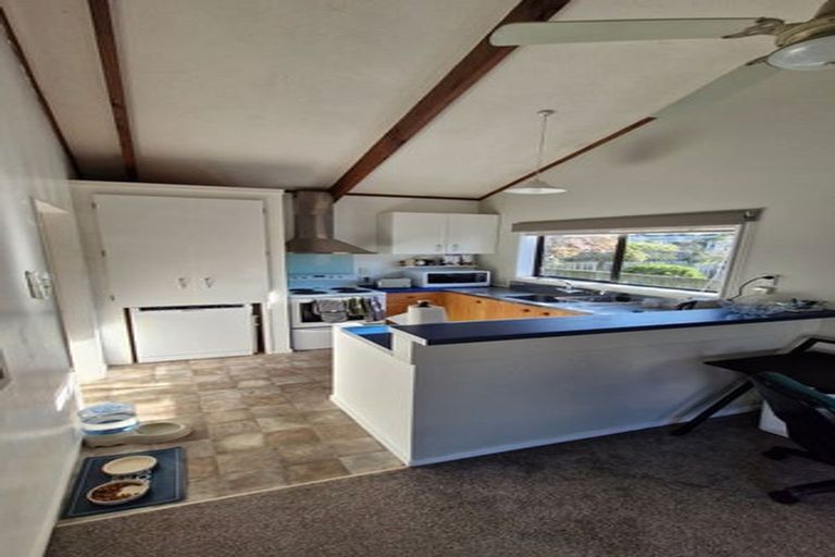 Photo of property in 15 Burcham Street, Taita, Lower Hutt, 5011