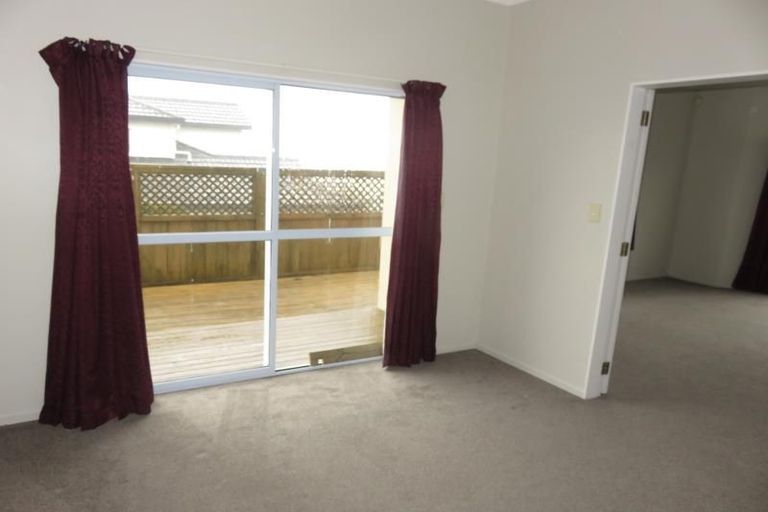 Photo of property in 5 Bathgate Street, Johnsonville, Wellington, 6037