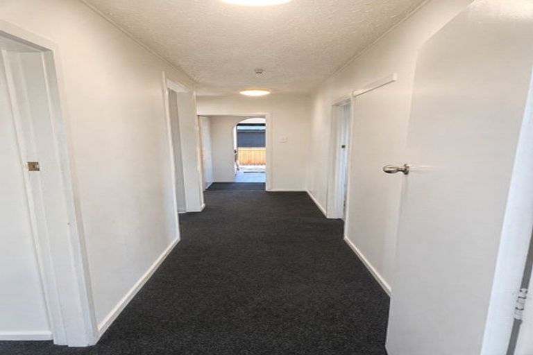 Photo of property in 400a Bower Avenue, Parklands, Christchurch, 8083