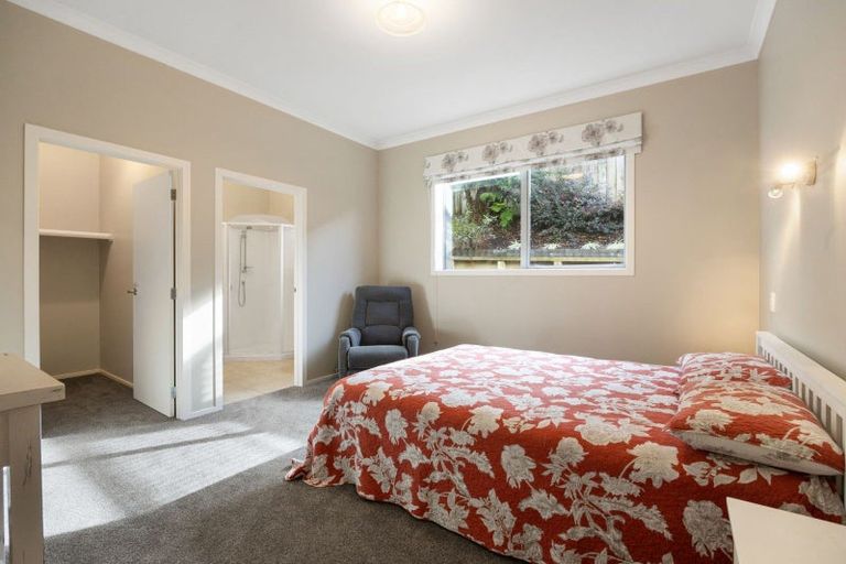 Photo of property in 15 Evergreen Rise, Grandview Heights, Hamilton, 3200