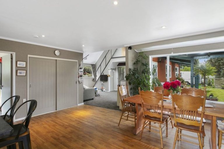 Photo of property in 18 Owen Street, Green Island, Dunedin, 9018