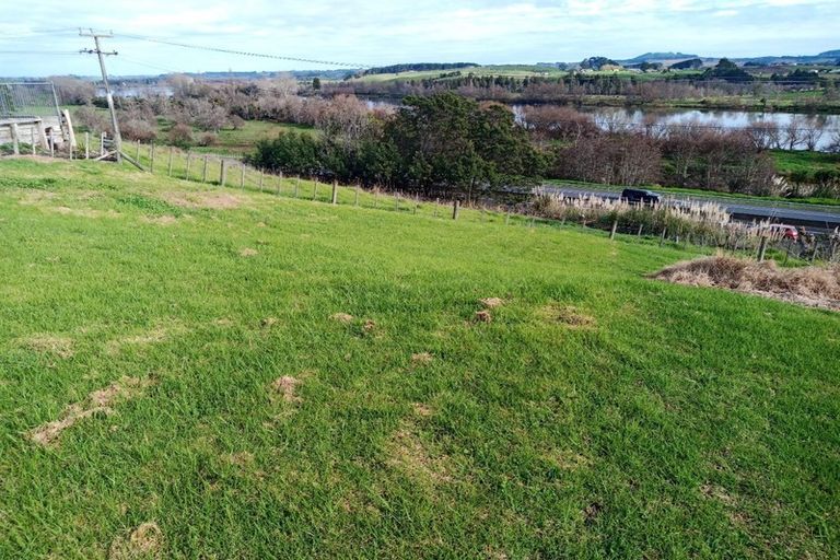 Photo of property in 4 Te Puea Avenue, Meremere, Mercer, 2474