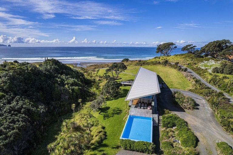 Photo of property in 12 Tuaraki Road, Mangawhai Heads, Mangawhai, 0505