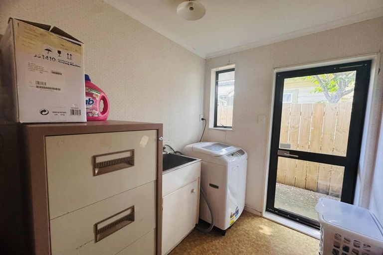 Photo of property in 525b Church Street, Palmerston North, 4410
