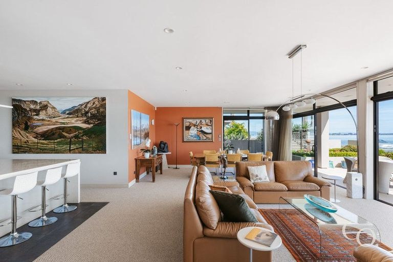 Photo of property in 1/98 Harbour Drive, Otumoetai, Tauranga, 3110