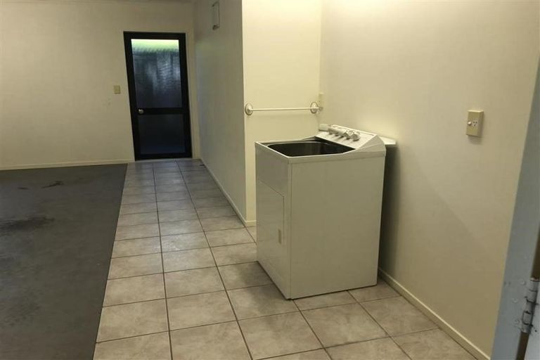 Photo of property in 11 Greenough Place, Rototuna, Hamilton, 3210