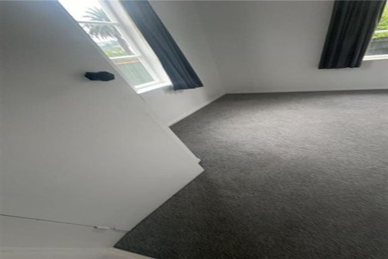 Photo of property in 10 Petherick Street, Taita, Lower Hutt, 5011