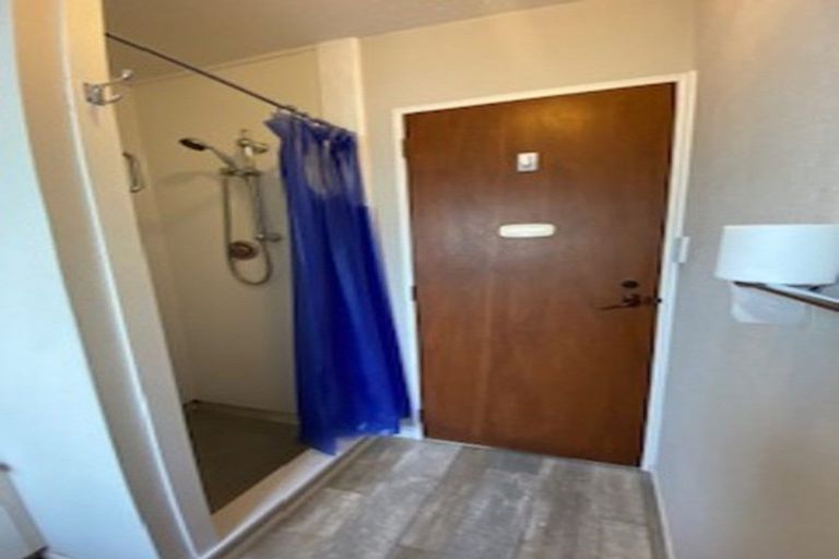 Photo of property in 2/64 Mathesons Road, Phillipstown, Christchurch, 8011