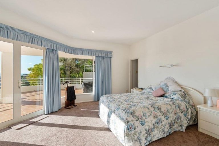 Photo of property in 126 Cannon Hill Crescent, Mount Pleasant, Christchurch, 8081