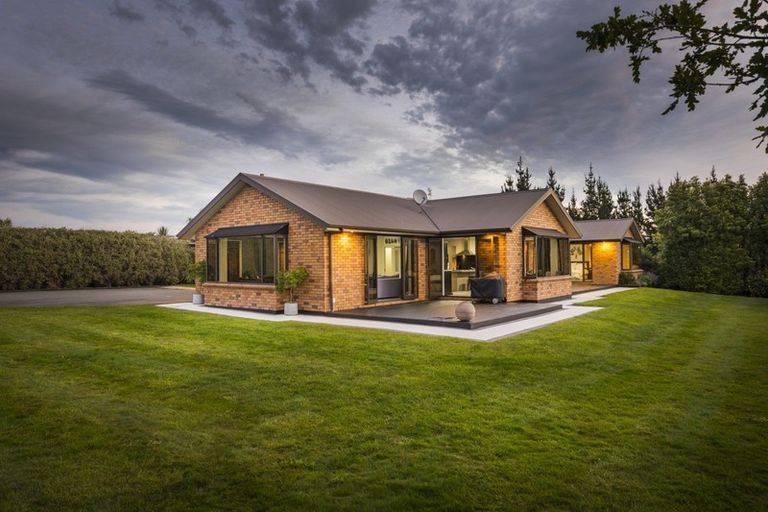 Photo of property in 5 Wake Place, Aokautere, Palmerston North, 4471