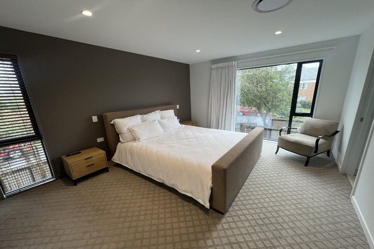 Photo of property in 1b Taunton Green, Papanui, Christchurch, 8052