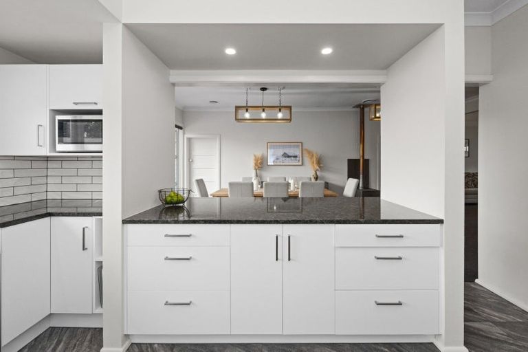 Photo of property in 100 Frimley Avenue, Frimley, Hastings, 4120