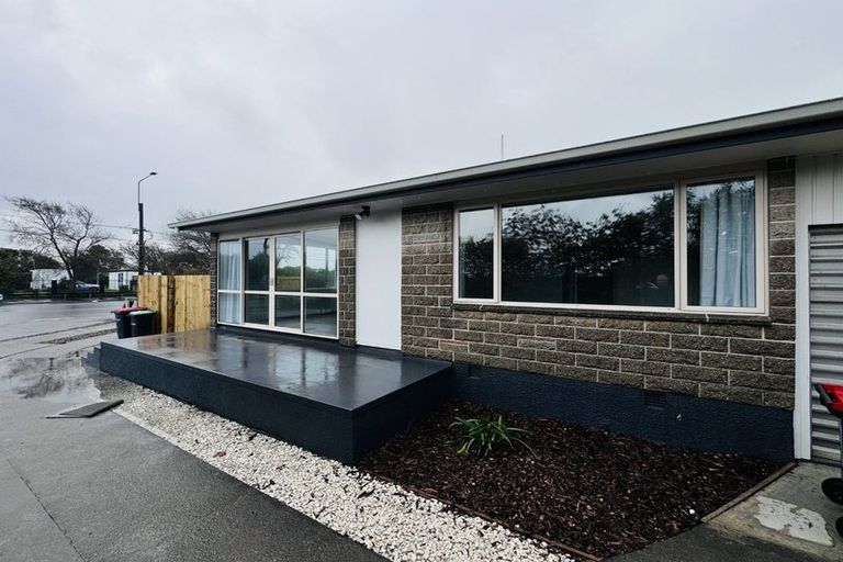 Photo of property in 1/572 Pages Road, Bexley, Christchurch, 8061