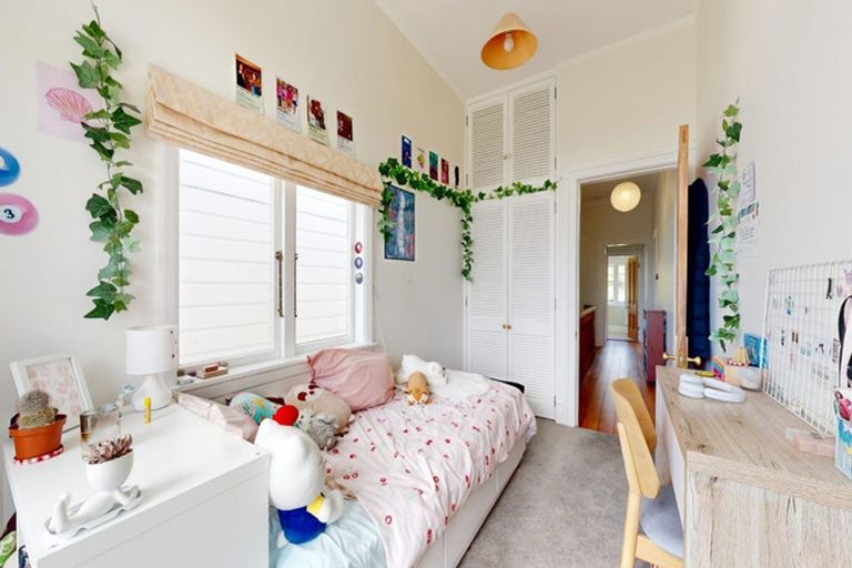 Photo of property in 31 Maarama Crescent, Aro Valley, Wellington, 6021