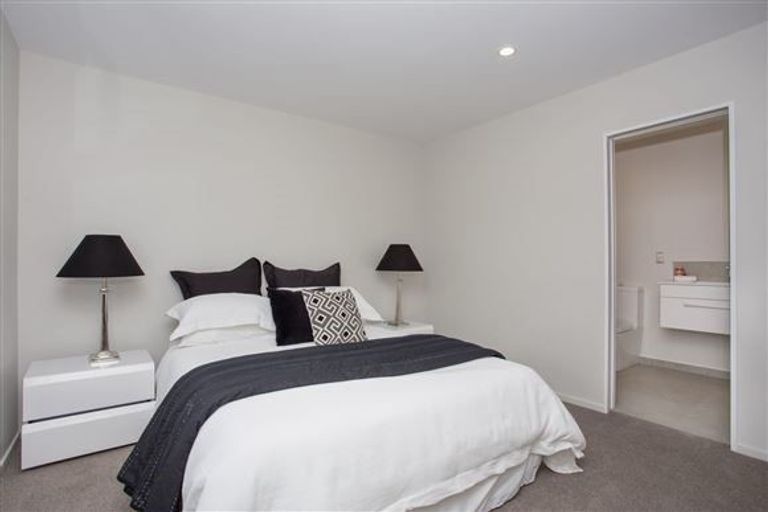 Photo of property in 4/34 John Campbell Crescent, Hillmorton, Christchurch, 8024