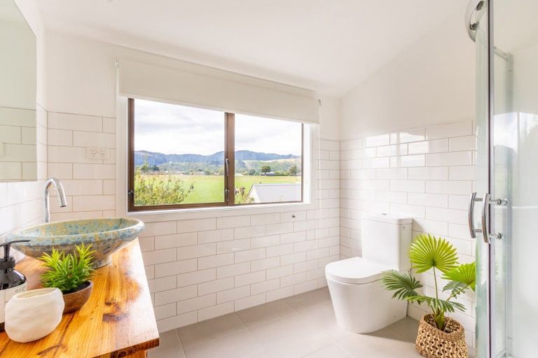 Photo of property in 45 Margaret Road, Raumati Beach, Paraparaumu, 5032