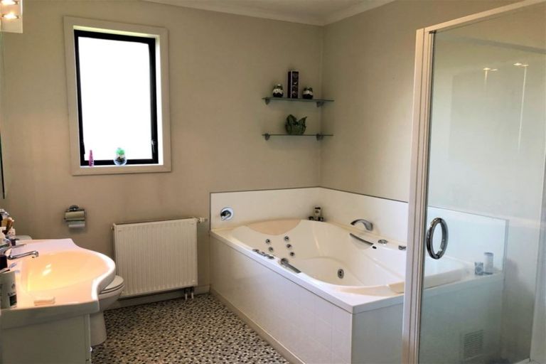 Photo of property in 49 Lowestoft Street, Balclutha, 9230