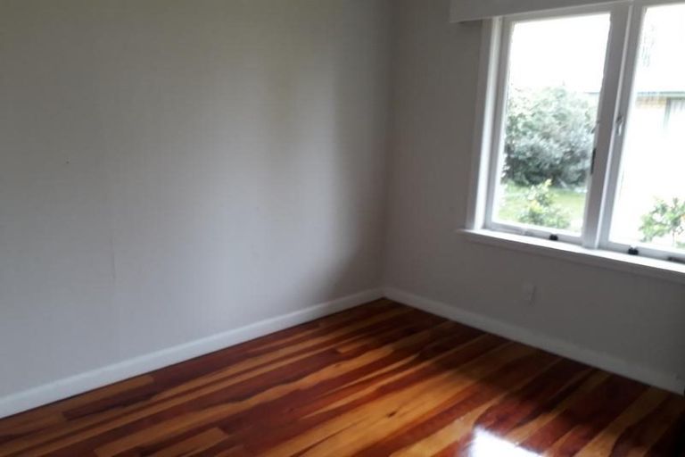 Photo of property in 35 Barrack Road, Mount Wellington, Auckland, 1060