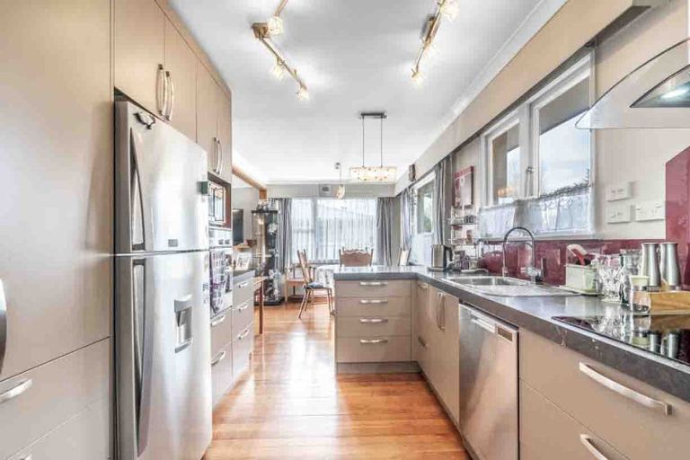 Photo of property in 121 Mcquarrie Street, Kingswell, Invercargill, 9812