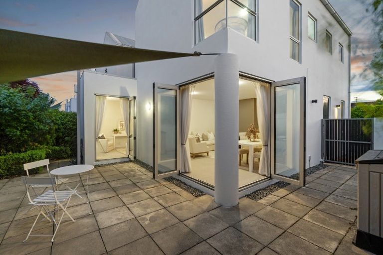 Photo of property in 1/22 Stoneyhurst Street, St Albans, Christchurch, 8014