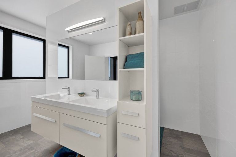 Photo of property in 24 Washer Road, Omata, New Plymouth, 4374