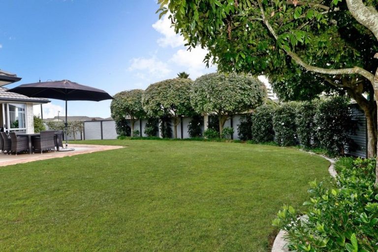 Photo of property in 30 Winchester Place, Rototuna North, Hamilton, 3210