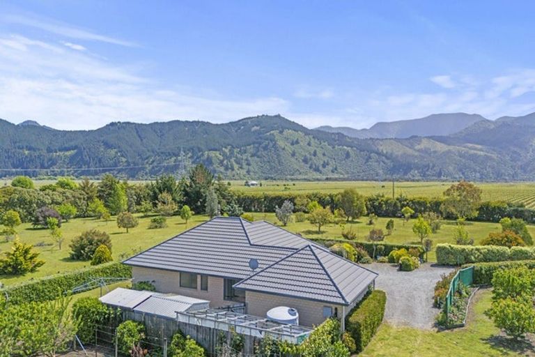 Photo of property in 6 Pipitea Drive, Rarangi, Blenheim, 7273
