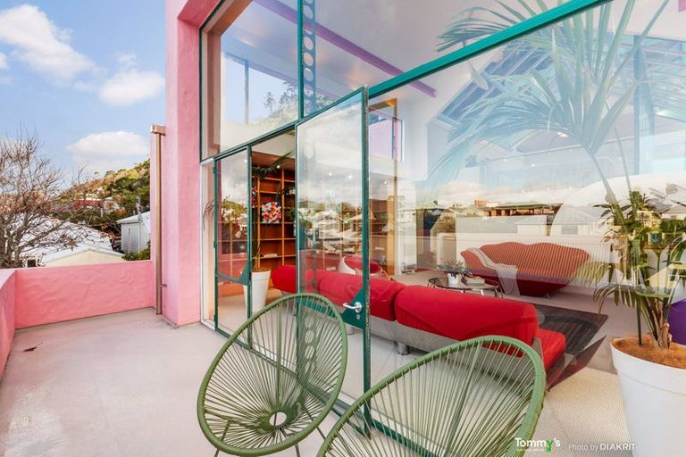 Photo of property in 175 Grant Road, Thorndon, Wellington, 6011