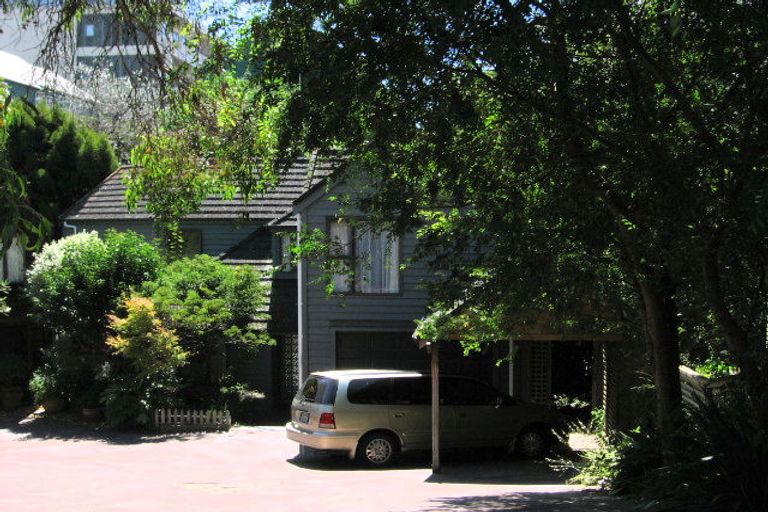 Photo of property in 5 Colville Street, Newtown, Wellington, 6021