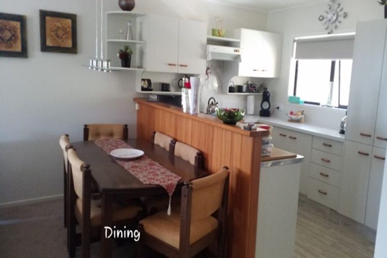 Photo of property in 4 Seaview Road, Cable Bay, 0420