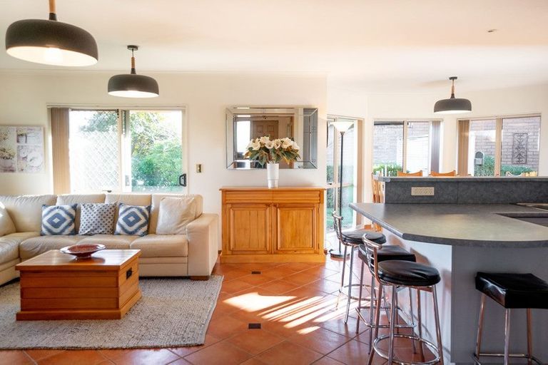 Photo of property in 21 Highcrest Heights, Westmorland, Christchurch, 8025