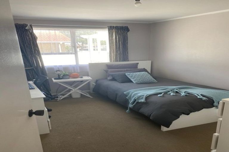 Photo of property in 382 Bucklands Beach Road, Bucklands Beach, Auckland, 2012