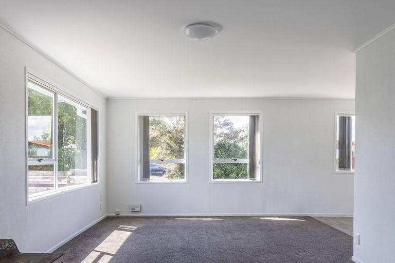 Photo of property in 52 Karen Crescent, Dinsdale, Hamilton, 3204