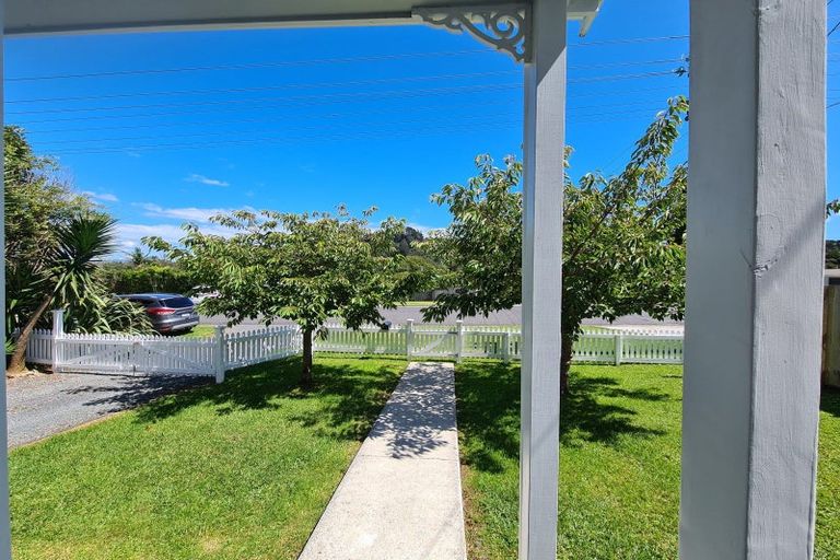 Photo of property in 2076 Rings Road, Coromandel, 3506