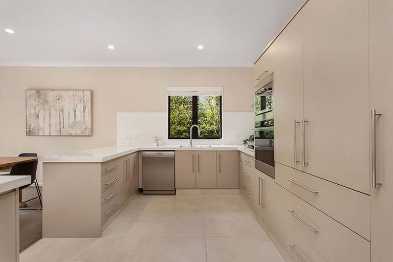 Photo of property in 42 Meadow Street, Papanui, Christchurch, 8052