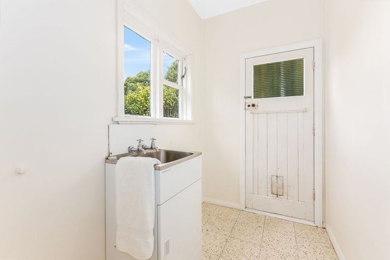 Photo of property in 67 Delhi Crescent, Khandallah, Wellington, 6035